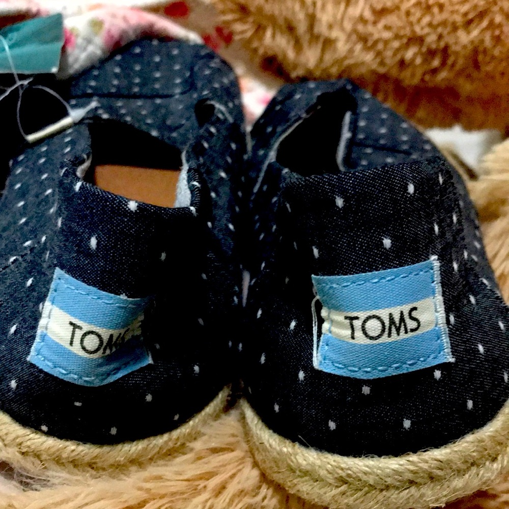 New with tags never worn really cute 🥰 shoes 👟 didn’t fit